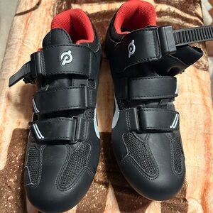 Peloton cycling shoe (38)